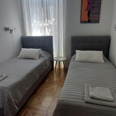 Appartement Centar Old Town, With Free Private Parking à Pula Extérieur photo