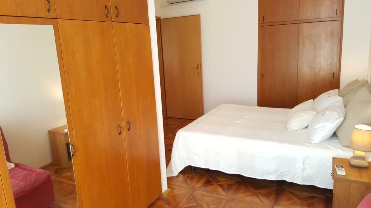 Appartement Centar Old Town, With Free Private Parking à Pula Extérieur photo